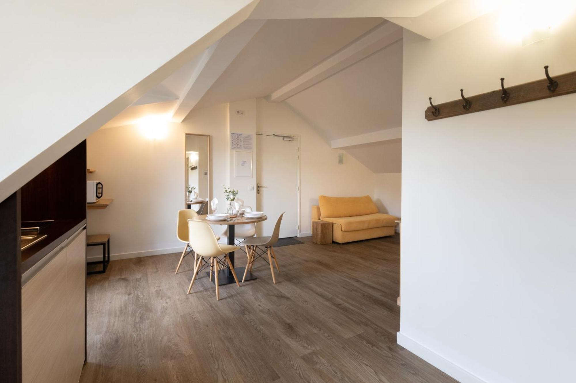 Hotel Residence Alaia Аскен Стая снимка